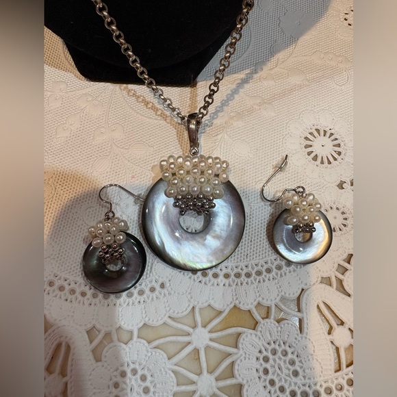 Mother of Pearl Jewelry - Mother of Pearl Cluster Iridescent Donut Pendant Necklace with Earrings